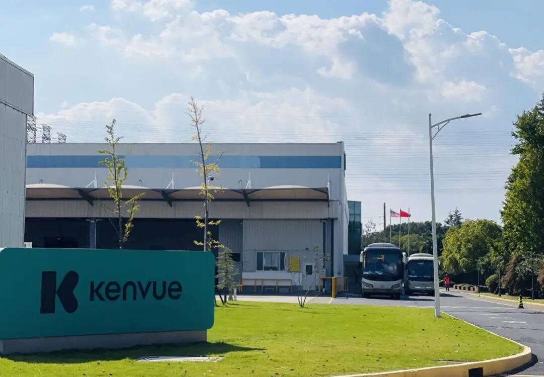 减塑2000吨！李施德林瓶身升级为100%PCR材料(图1)